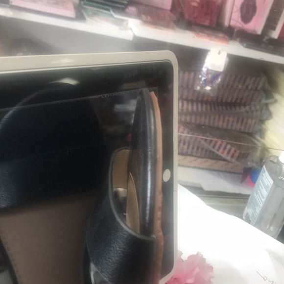 Black flat sandals - Picture 4 of 6